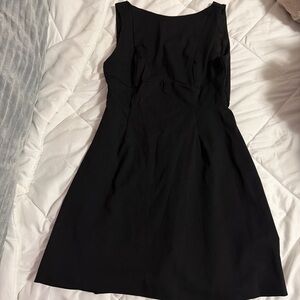 Elegant Black Sleeveless Dress